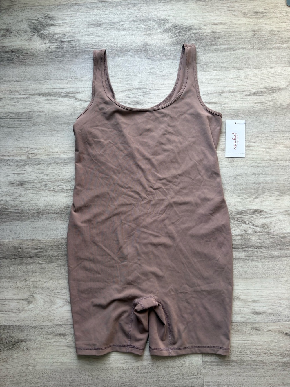 Ingrid & Isabel Mauve Seamless Scoop-Neck Shapewear Bodysuit